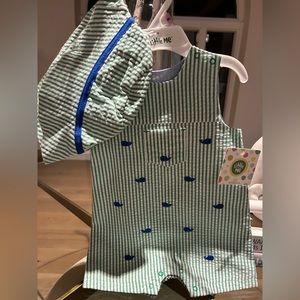 NWT Boys Seersucker Onesie with Matching Hat 9M